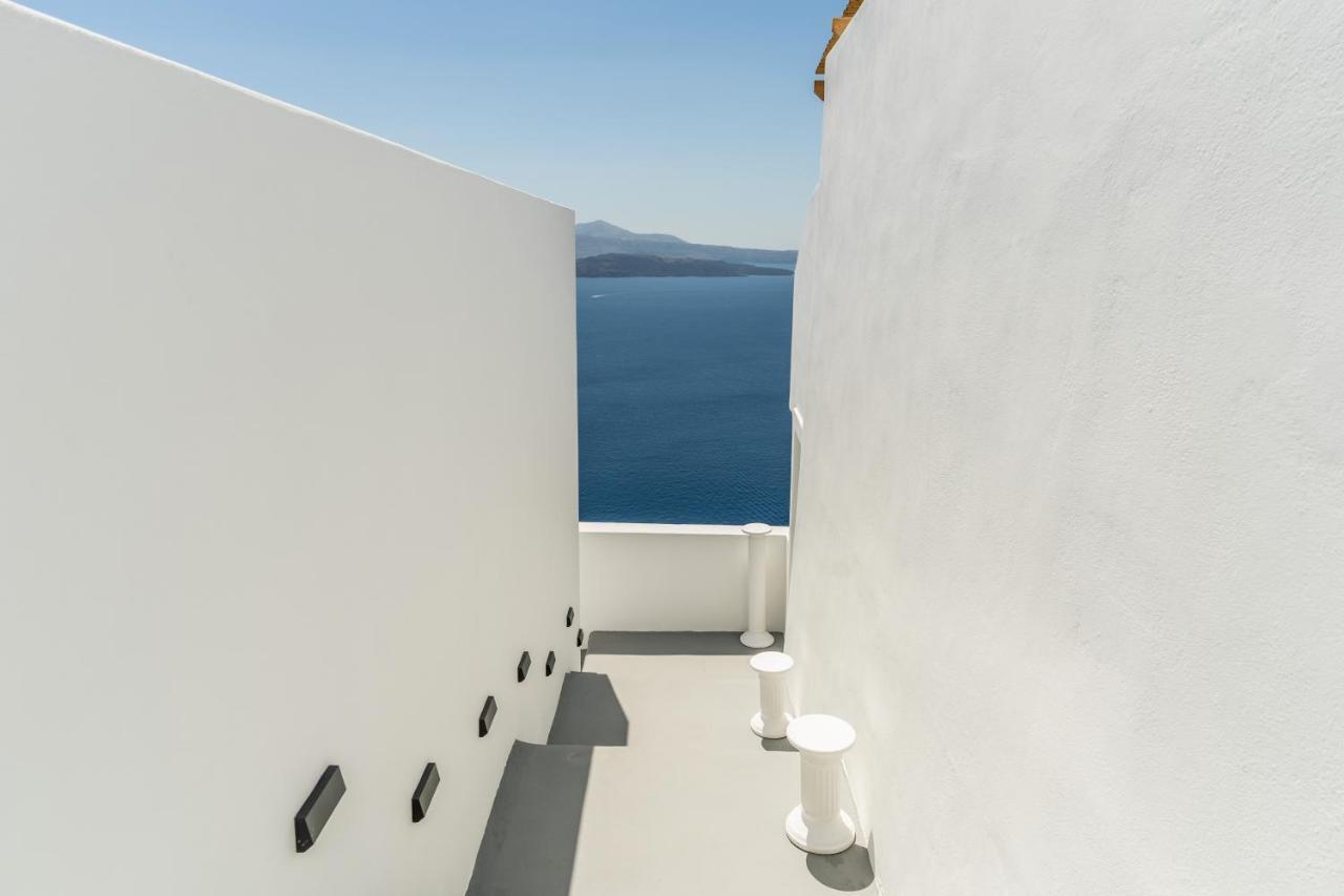 Evanthia Best View Thirassia Island Hotel Buitenkant foto